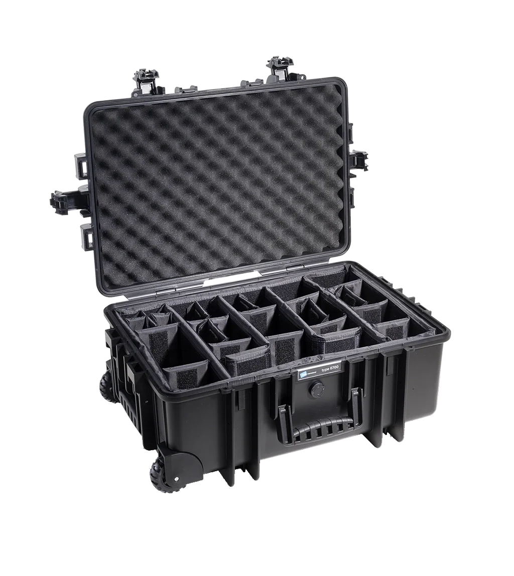 B&W International Type 6700 Outdoor Case with Padded Dividers (Black) - Image 2