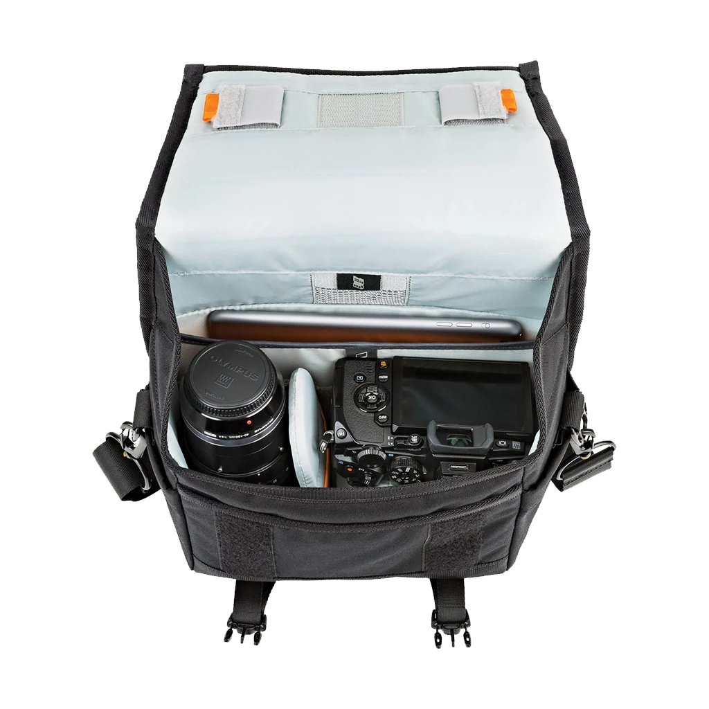 Lowepro m-Trekker SH150 Shoulder Bag (Black Cordura) - Image 3