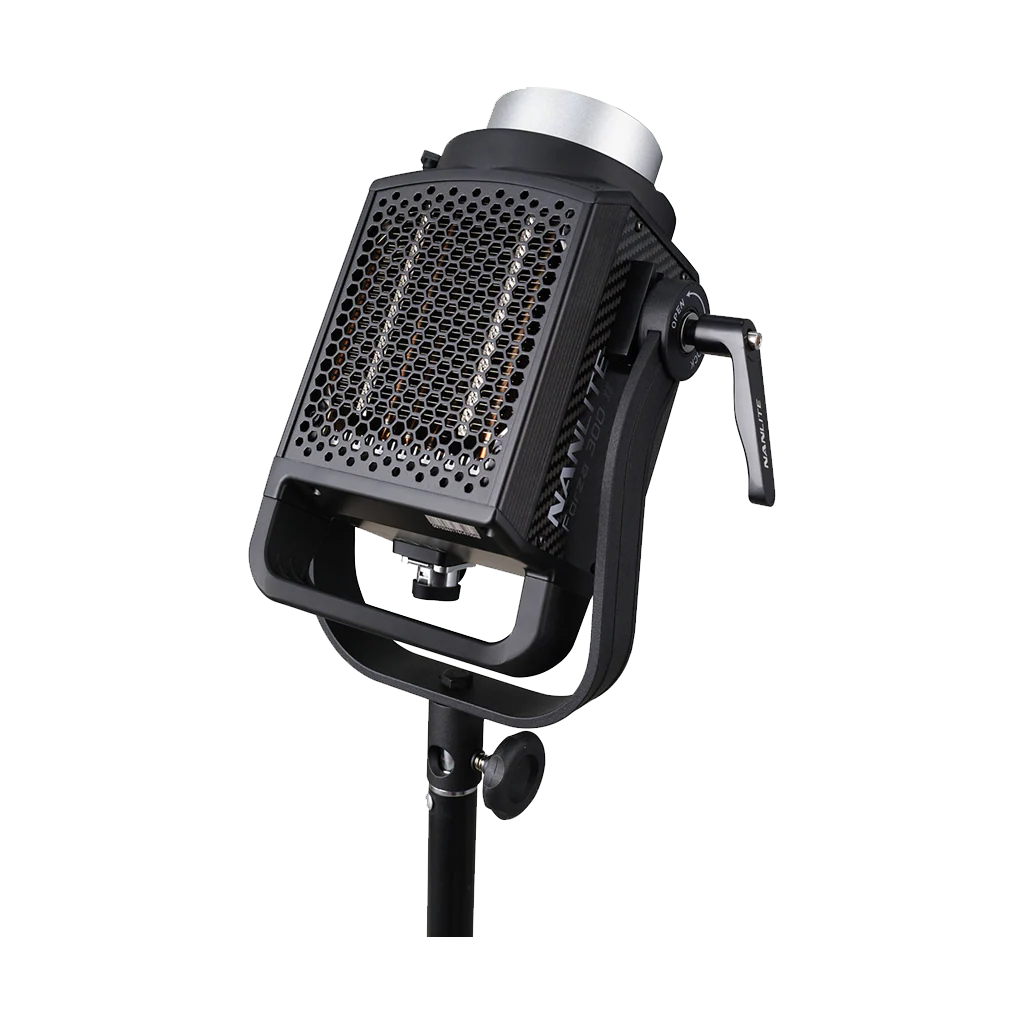 Nanlite Forza 300 II Daylight LED Monolight - Image 4