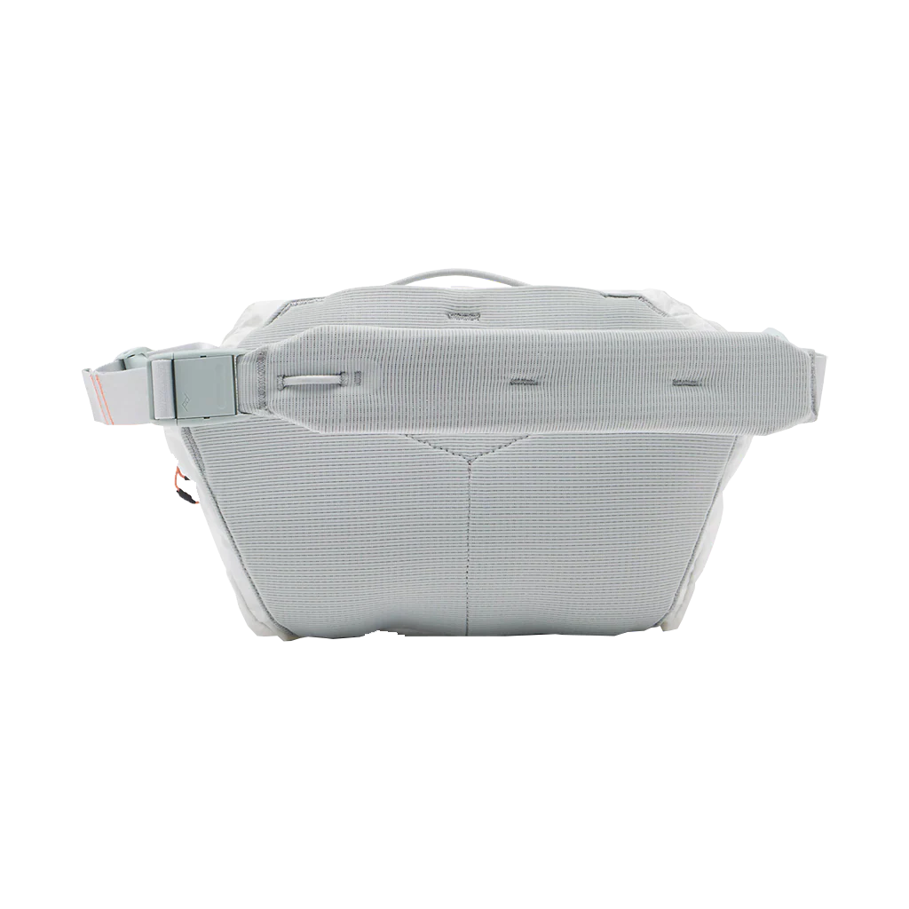 Peak Design Outdoor Sling (Cloud, 7L) - Image 2