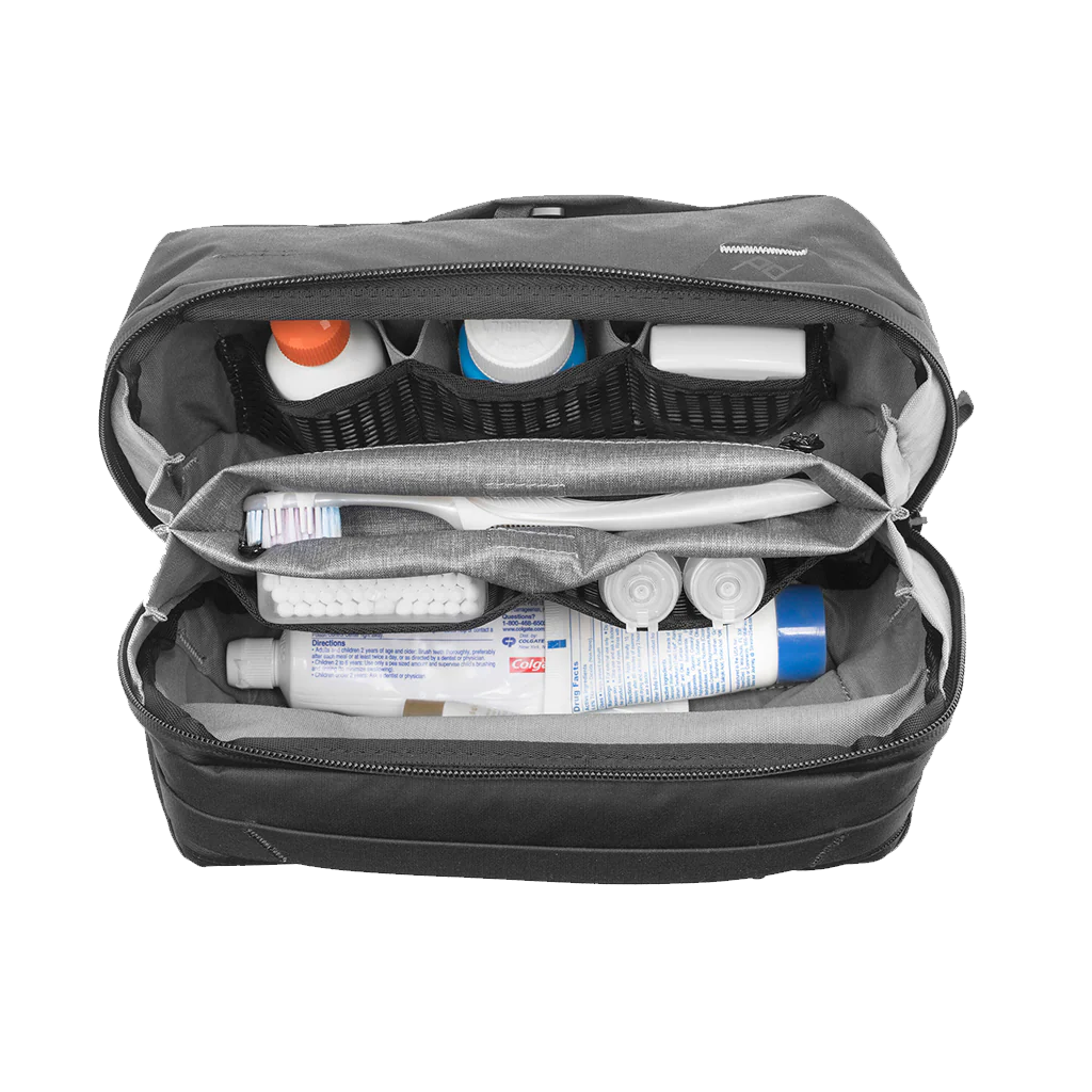 Peak Design Travel Wash Pouch Sage (2.5L, PFAS-Free) - Image 2