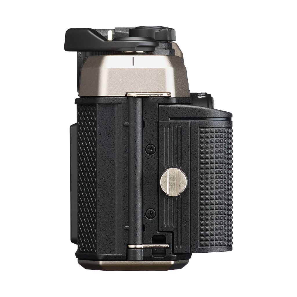 Pentax 17 Film Camera (Dark Silver) - Image 5