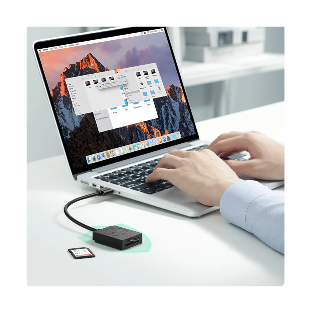 UGREEN USB 3.0 Dual Slot Card Reader for SD/TF Cards - Image 3
